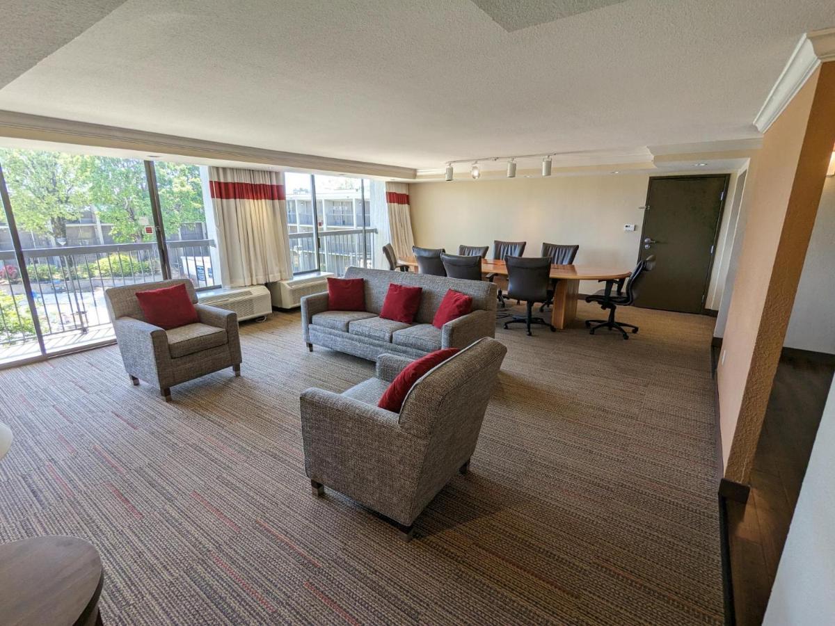 Four Points By Sheraton Little Rock Midtown Екстериор снимка