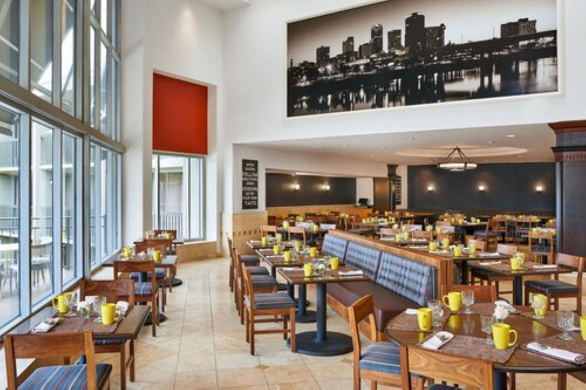 Four Points By Sheraton Little Rock Midtown Екстериор снимка